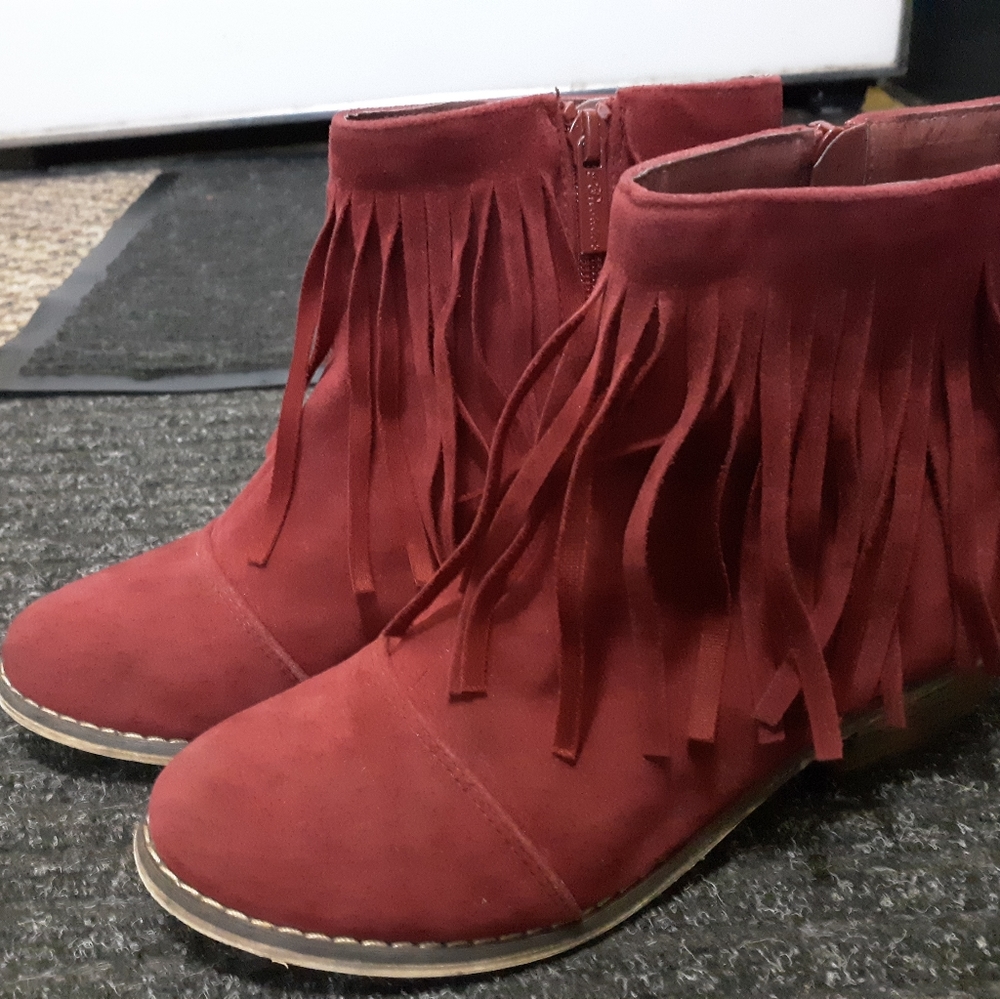 Wine colored booties size 7.5. 1.5 inch heel